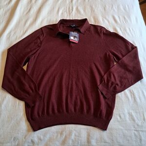 Croft & Barrow men's size Large Burgundy, 3 button pullover, New
